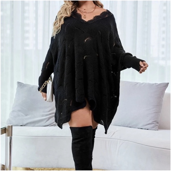 Cozy Lace Scallop Hem Oversized Sweater Top - Picture 2 of 5